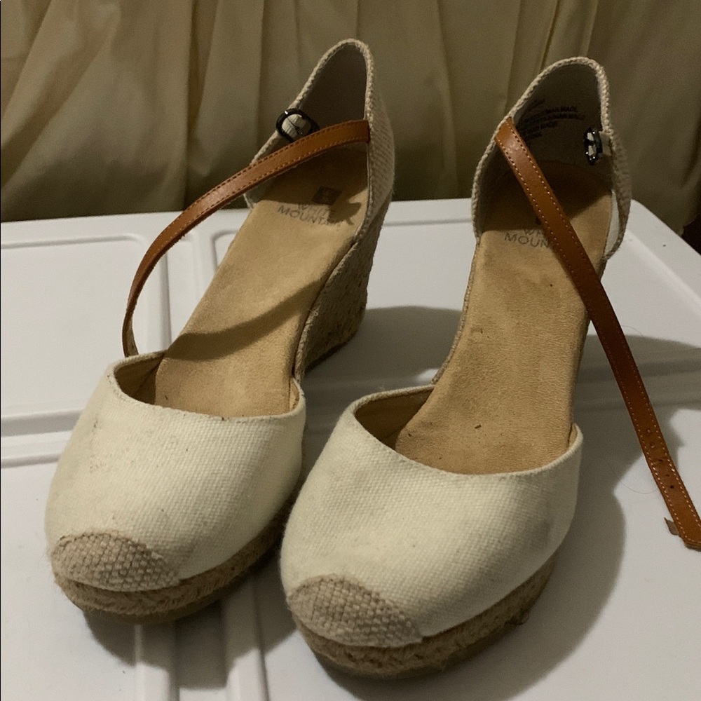 White Mountain Cream and Tan Wedges